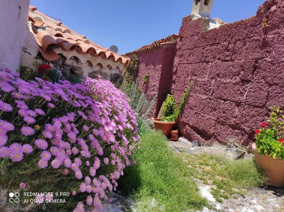 I Miti Viviendavacacional Hotel Chio  Spain