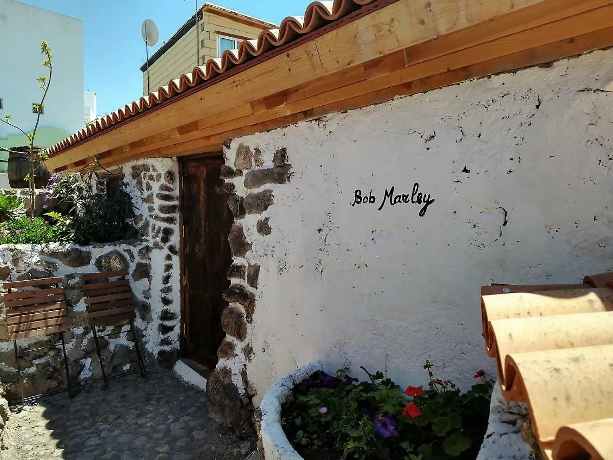 I Miti Viviendavacacional Hotel Chio  2*, Chio (Tenerife) Spain